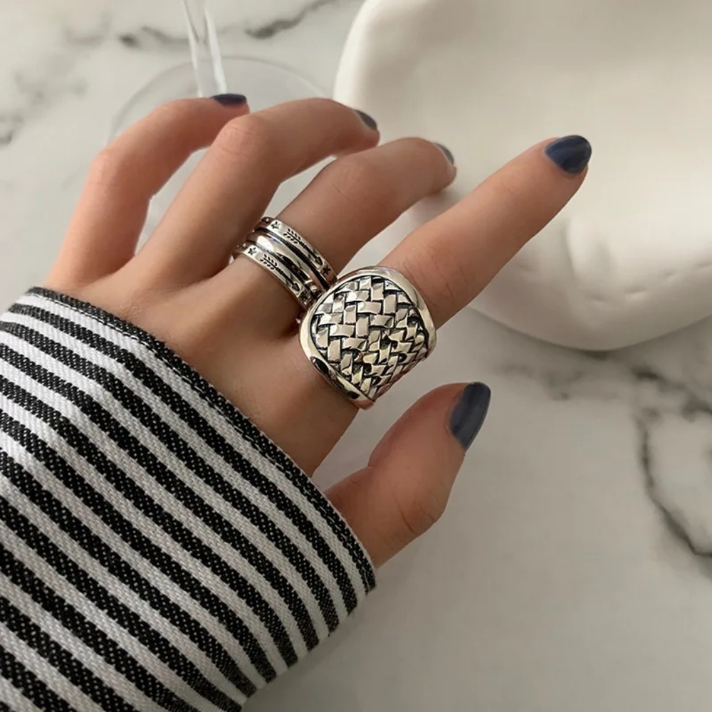 Ring - Picture 5 of 7